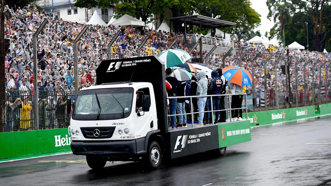 Drivers parade at Formula One World Championship, Rd20, Brazilian Grand Prix, Race, Interlagos, Sao Paulo, Brazil, Sunday 13 November 2016. © Sutton Images