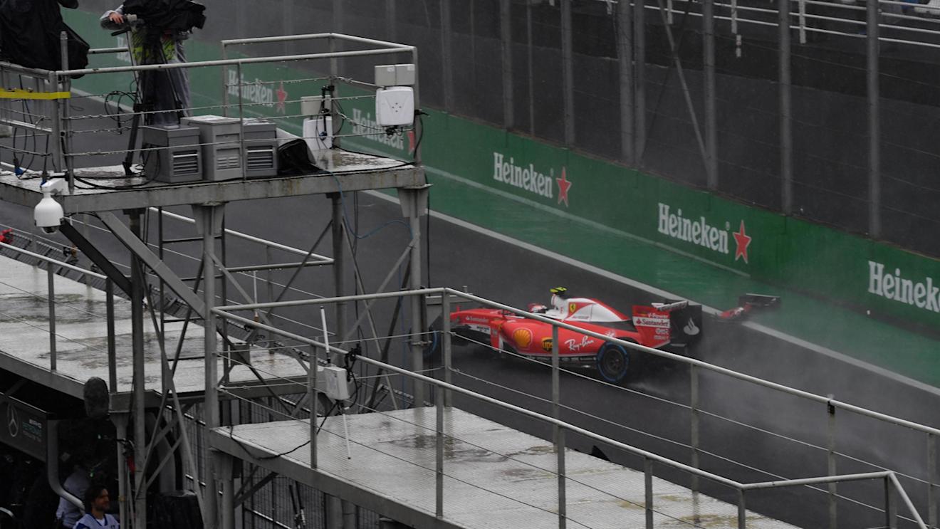 Kimi Raikkonen (FIN) Ferrari SF16-H crashes at Formula One World Championship, Rd20, Brazilian Grand Prix, Race, Interlagos, Sao Paulo, Brazil, Sunday 13 November 2016. © Sutton Images