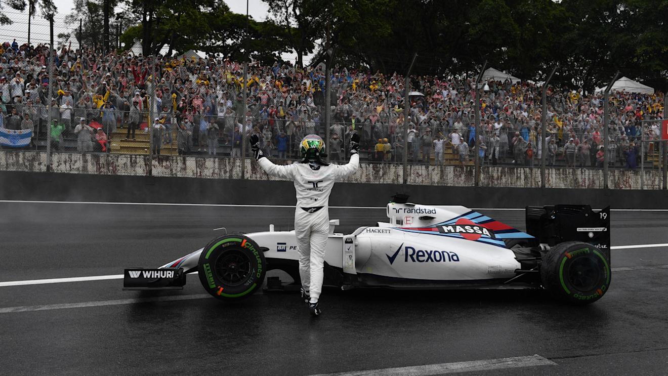 Felipe Massa (BRA) Williams FW38 crashed out of the race at Formula One World Championship, Rd20, Brazilian Grand Prix, Race, Interlagos, Sao Paulo, Brazil, Sunday 13 November 2016. © Sutton Images
