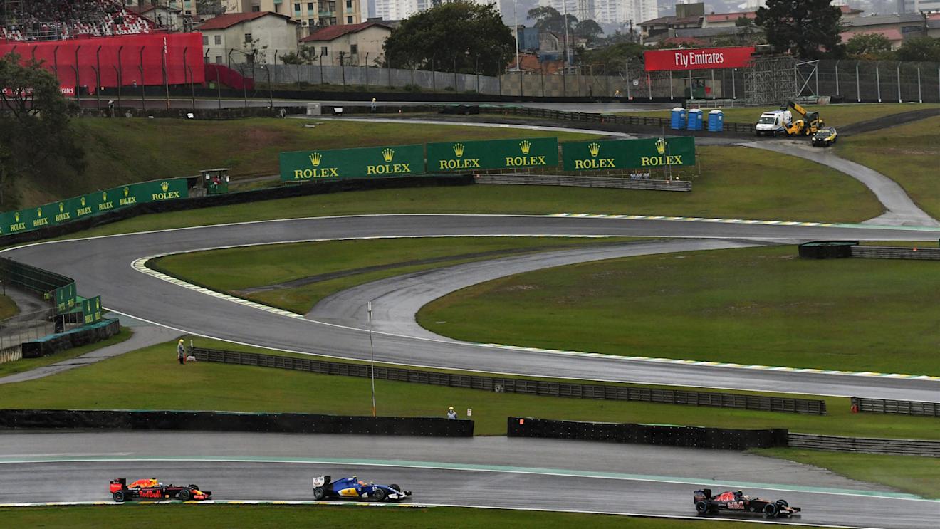 Carlos Sainz jr (ESP) Scuderia Toro Rosso STR11 leads Felipe Nasr (BRA) Sauber C35 and Daniel Ricciardo (AUS) Red Bull Racing RB12 at Formula One World Championship, Rd20, Brazilian Grand Prix, Race, Interlagos, Sao Paulo, Brazil, Sunday 13 November 2016. © Sutton Images