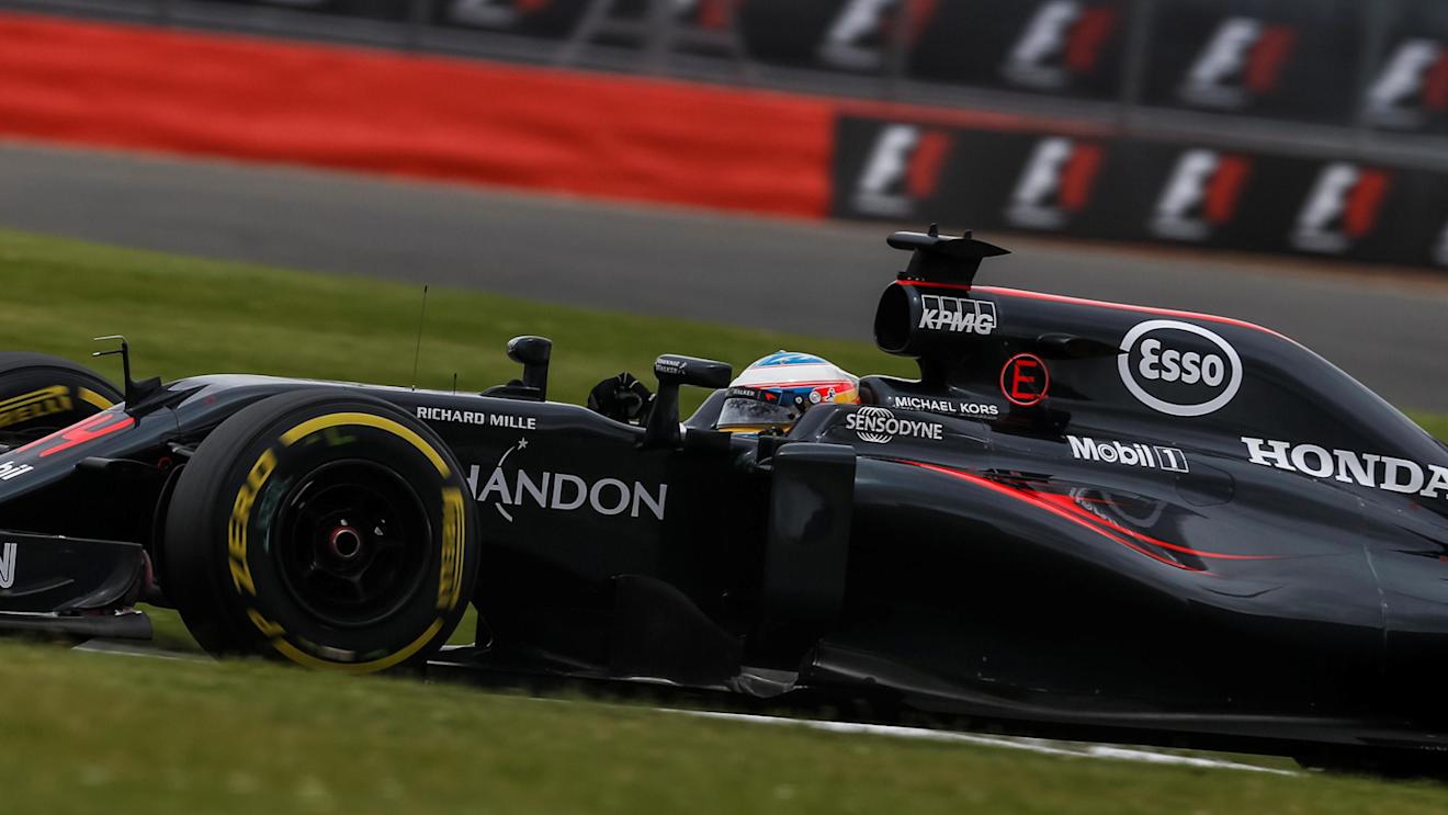 Fernando Alonso (ESP) McLaren MP4-31 at Formula One World Championship, Rd10, British Grand Prix, Qualifying, Silverstone, England, Saturday 9 July 2016. © Sutton Images