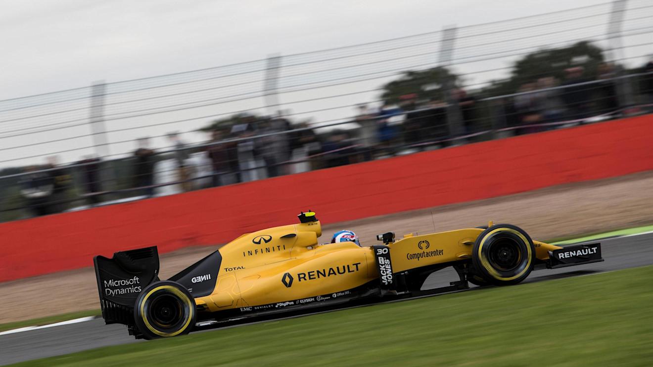 Jolyon Palmer (GBR) Renault Sport F1 Team RS16 at Formula One World Championship, Rd10, British Grand Prix, Qualifying, Silverstone, England, Saturday 9 July 2016. © Sutton Images