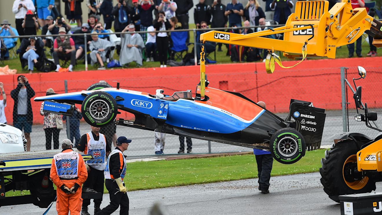The retired car of Pascal Wehrlein (GER) Manor Racing MRT05 is recovered by Marshals at Formula One World Championship, Rd10, British Grand Prix, Race, Silverstone, England, Sunday 10 July 2016. © Sutton Images