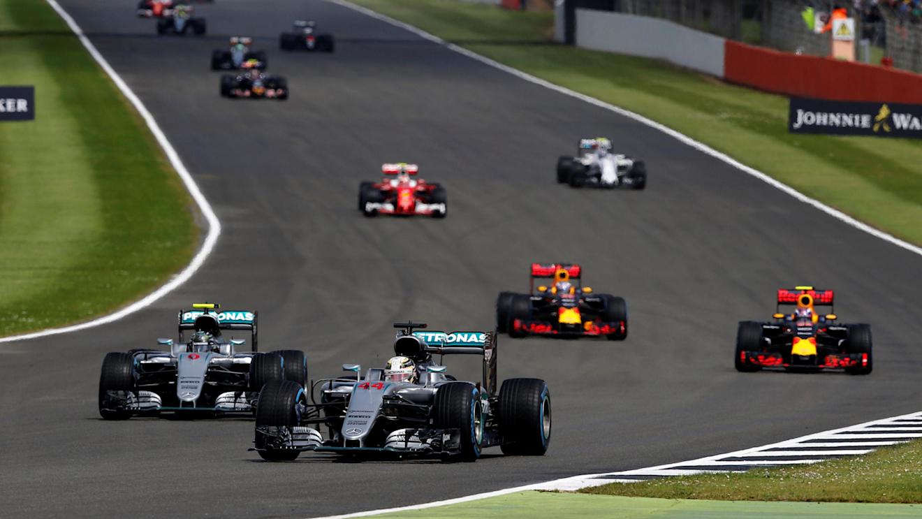 Lewis Hamilton (GBR) Mercedes-Benz F1 W07 Hybrid leads Nico Rosberg (GER) Mercedes-Benz F1 W07 Hybrid at Formula One World Championship, Rd10, British Grand Prix, Race, Silverstone, England, Sunday 10 July 2016. © Sutton Images
