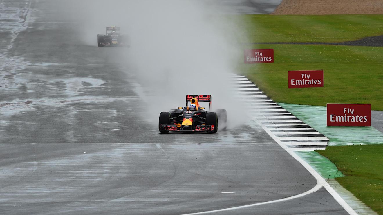 Daniel Ricciardo (AUS) Red Bull Racing RB12 at Formula One World Championship, Rd10, British Grand Prix, Race, Silverstone, England, Sunday 10 July 2016. © Sutton Images