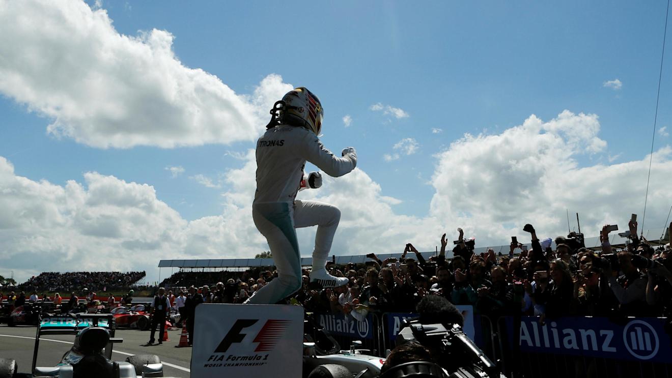 Race winner Lewis Hamilton (GBR) Mercedes-Benz F1 W07 Hybrid celebrates in parc ferme at Formula One World Championship, Rd10, British Grand Prix, Race, Silverstone, England, Sunday 10 July 2016. © Sutton Images