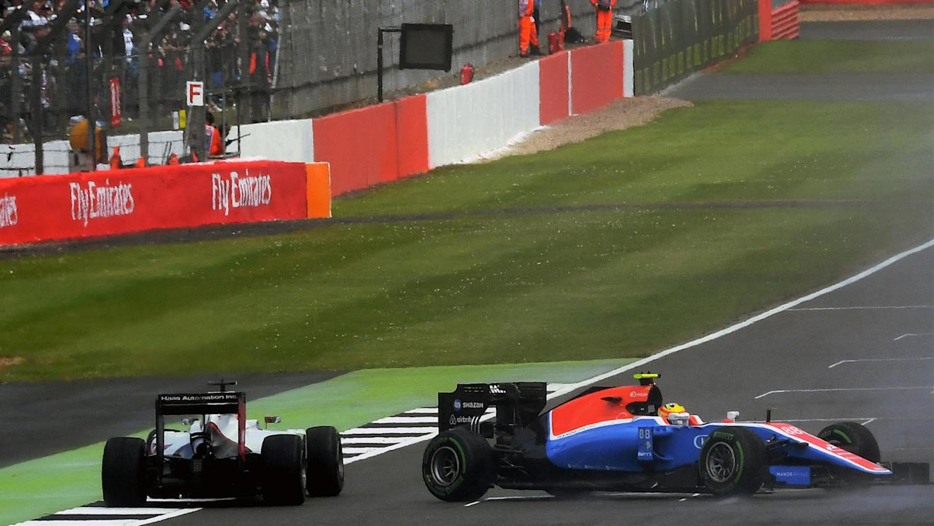 Rio Haryanto (IDN) Manor Racing MRT05 spins at Formula One World Championship, Rd10, British Grand Prix, Race, Silverstone, England, Sunday 10 July 2016. © Sutton Images