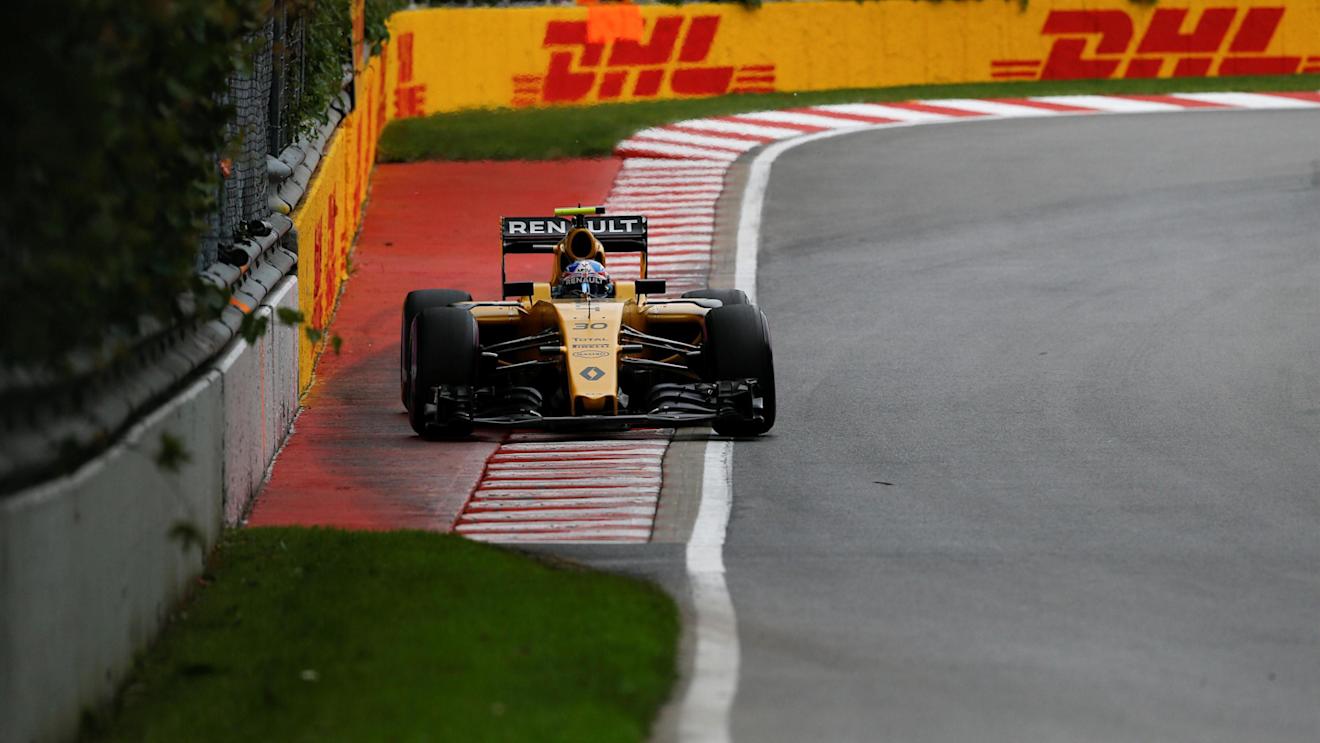Jolyon Palmer (GBR) Renault Sport F1 Team RS16 at Formula One World Championship, Rd7, Canadian Grand Prix, Qualifying, Montreal, Canada, Saturday 11 June 2016. © Sutton Images