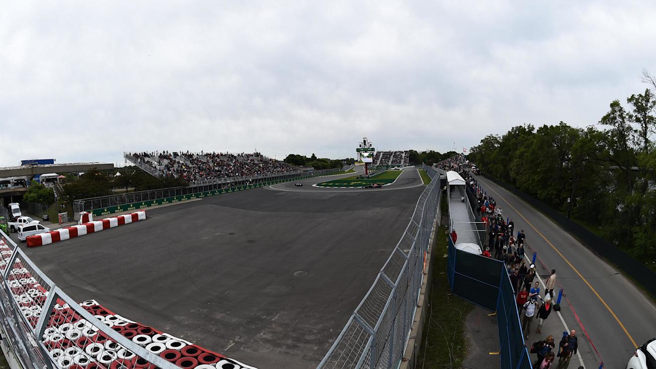 Carlos Sainz (ESP) Scuderia Toro Rosso STR11 at Formula One World Championship, Rd7, Canadian Grand Prix, Qualifying, Montreal, Canada, Saturday 11 June 2016. © Sutton Images