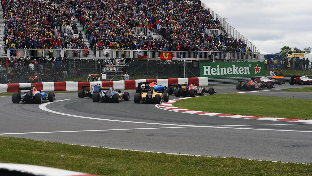 Start of the race at Formula One World Championship, Rd7, Canadian Grand Prix, Race, Montreal, Canada, Sunday 12 June 2016. © Sutton Images