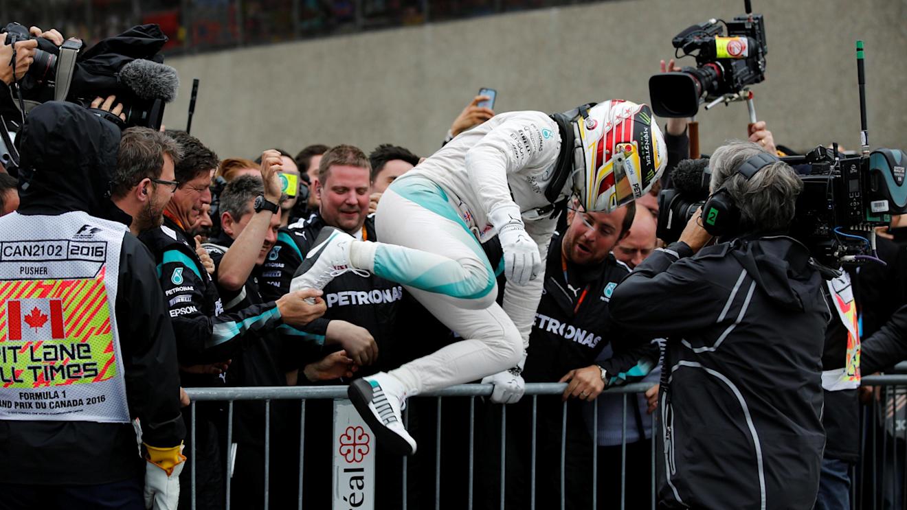 Race winner Lewis Hamilton (GBR) Mercedes AMG F1 celebrates in parc ferme with the team at Formula One World Championship, Rd7, Canadian Grand Prix, Race, Montreal, Canada, Sunday 12 June 2016. © Sutton Images