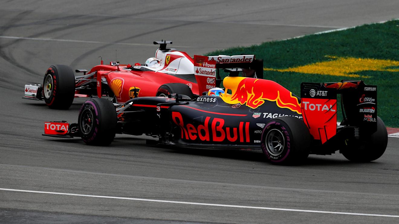 Sebastian Vettel (GER) Ferrari SF16-H and Daniel Ricciardo (AUS) Red Bull Racing RB12 battle at Formula One World Championship, Rd7, Canadian Grand Prix, Race, Montreal, Canada, Sunday 12 June 2016. © Sutton Images