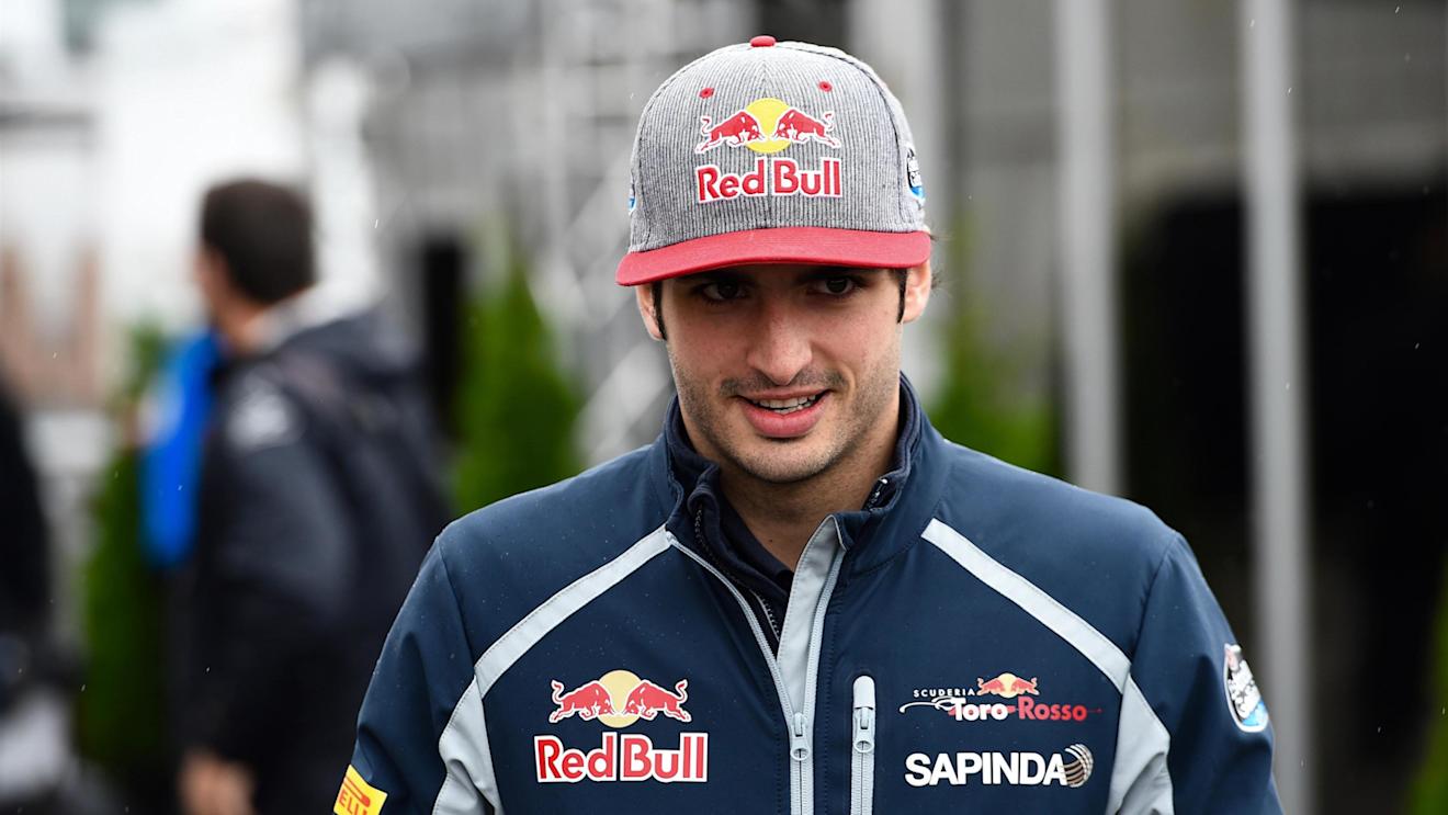 Carlos Sainz (ESP) Scuderia Toro Rosso at Formula One World Championship, Rd7, Canadian Grand Prix, Preparations, Montreal, Canada, Thursday 9 June 2016. © Sutton Images