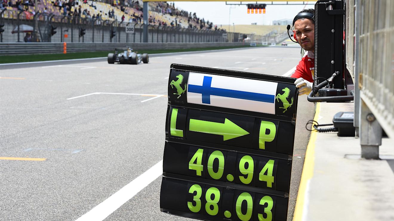 Pit board for Kimi Raikkonen (FIN) Ferrari SF16-H at Formula One World Championship, Rd3, Chinese Grand Prix, Practice, Shanghai, China, Friday 15 April 2016. © Sutton Motorsport Images