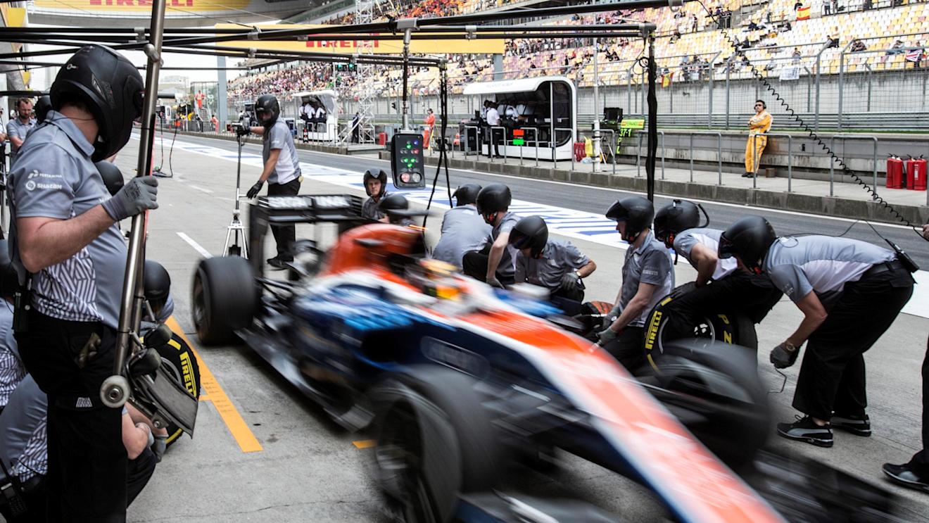 Pascal Wehrlein (GER) Manor Racing MRT05 at Formula One World Championship, Rd3, Chinese Grand Prix, Practice, Shanghai, China, Friday 15 April 2016. © Sutton Motorsport Images