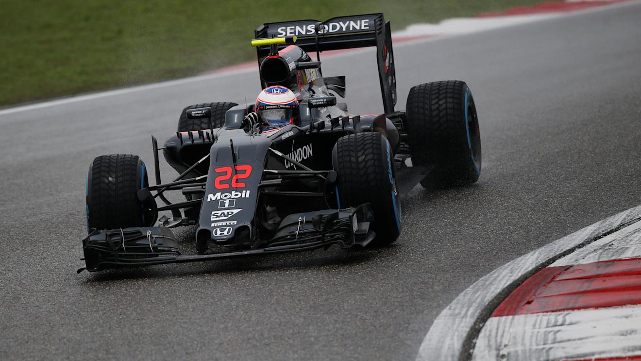 Jenson Button (GBR) McLaren MP4-31 at Formula One World Championship, Rd3, Chinese Grand Prix, Qualifying, Shanghai, China, Saturday 16 April 2016. © Sutton Motorsport Images