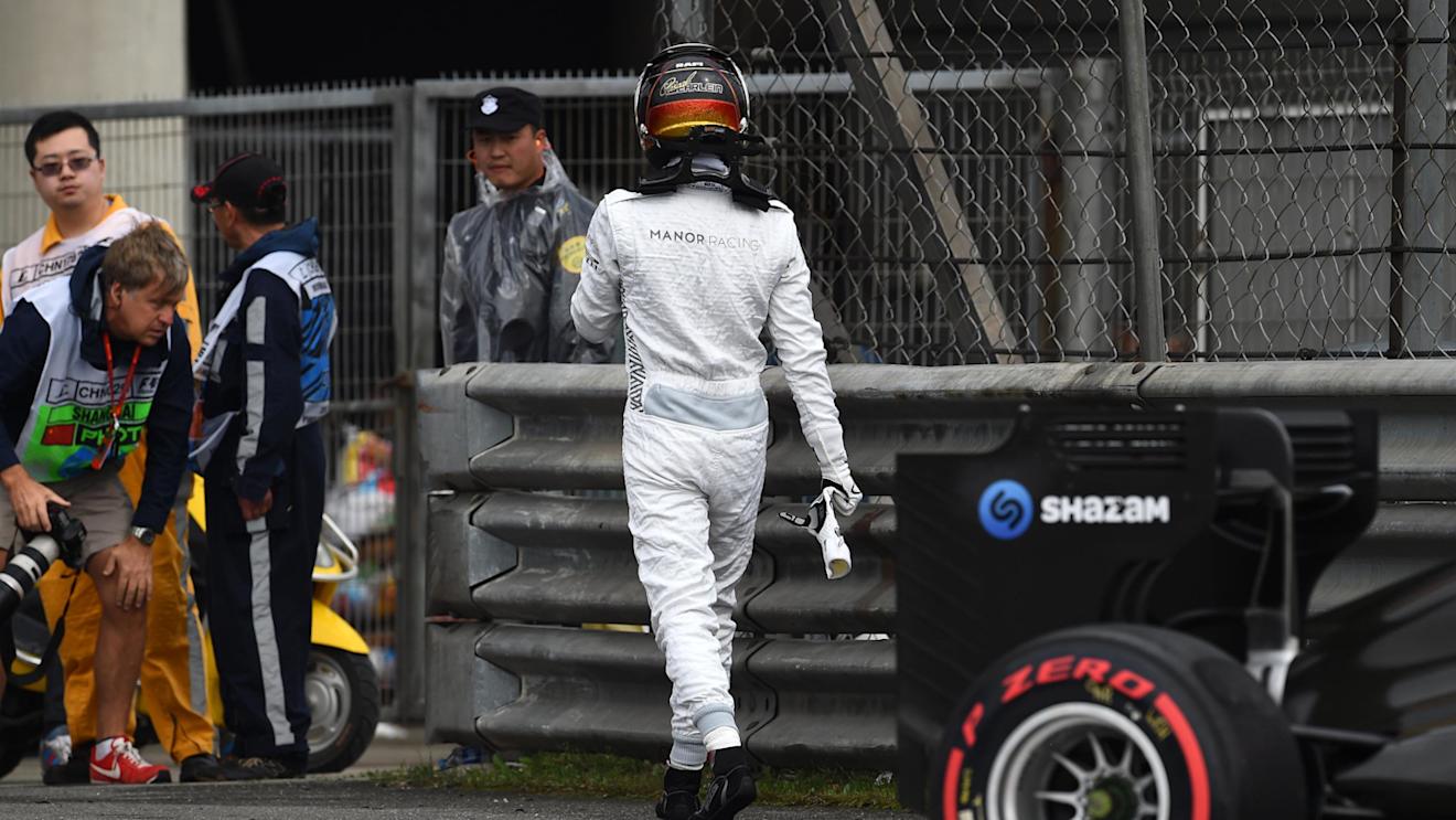 Pascal Wehrlein (GER) Manor Racing MRT05 crashed in Q1 at Formula One World Championship, Rd3, Chinese Grand Prix, Qualifying, Shanghai, China, Saturday 16 April 2016. © Sutton Motorsport Images