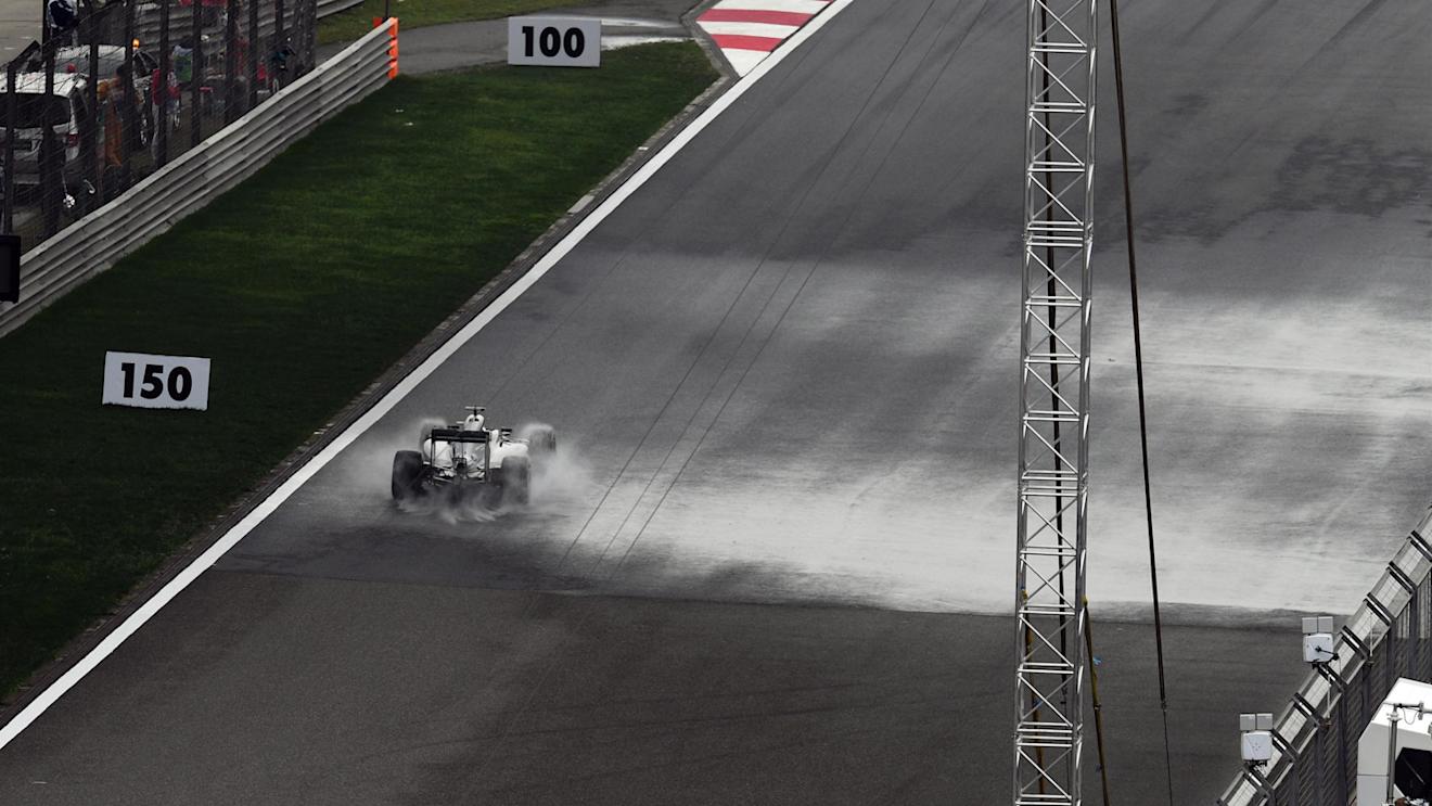 Lewis Hamilton (GBR) Mercedes-Benz F1 W07 Hybrid at Formula One World Championship, Rd3, Chinese Grand Prix, Qualifying, Shanghai, China, Saturday 16 April 2016. © Sutton Motorsport Images