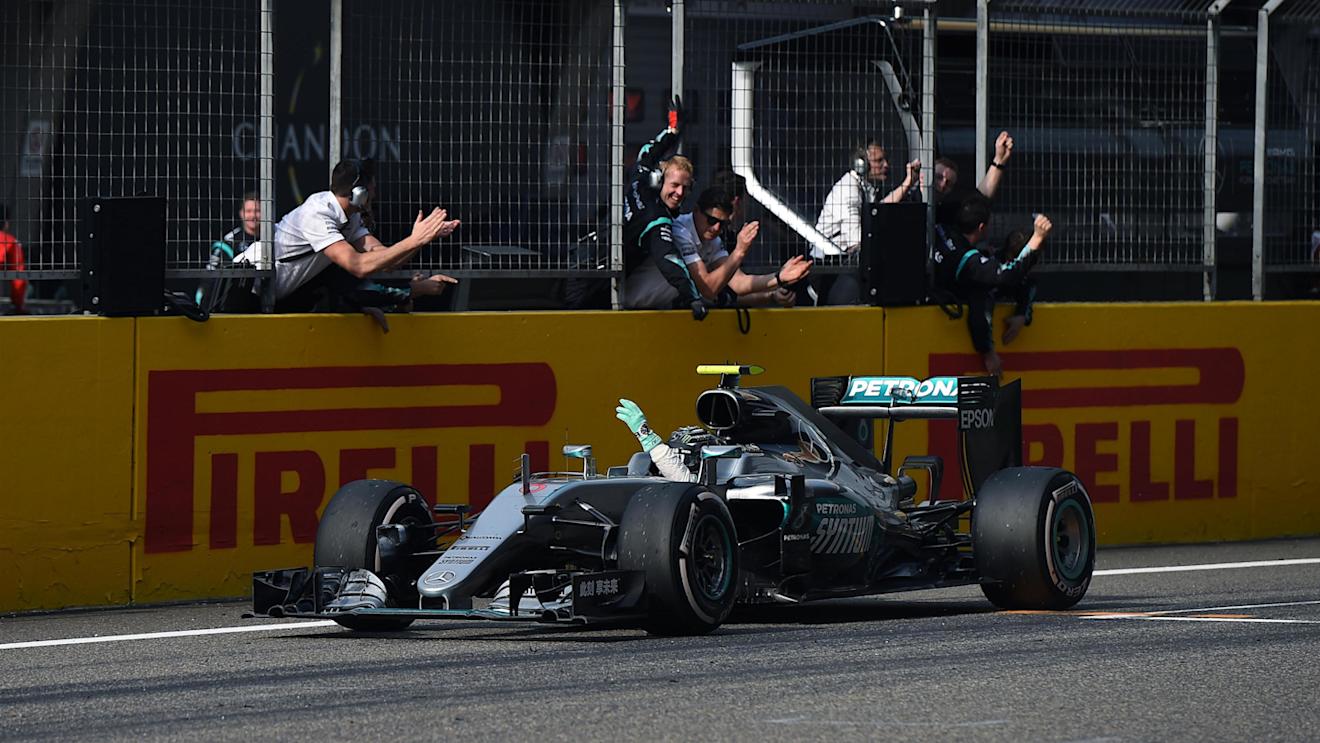 Race winner Nico Rosberg (GER) Mercedes-Benz F1 W07 Hybrid crosses the line at Formula One World Championship, Rd3, Chinese Grand Prix, Race, Shanghai, China, Sunday 17 April 2016. © Sutton Motorsport Images