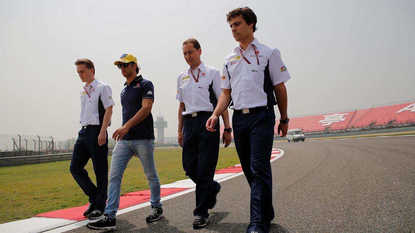 Felipe Nasr (BRA) Sauber walks the track at Formula One World Championship, Rd3, Chinese Grand Prix, Preparations, Shanghai, China, Thursday 14 April 2016. © Sutton Motorsport Images
