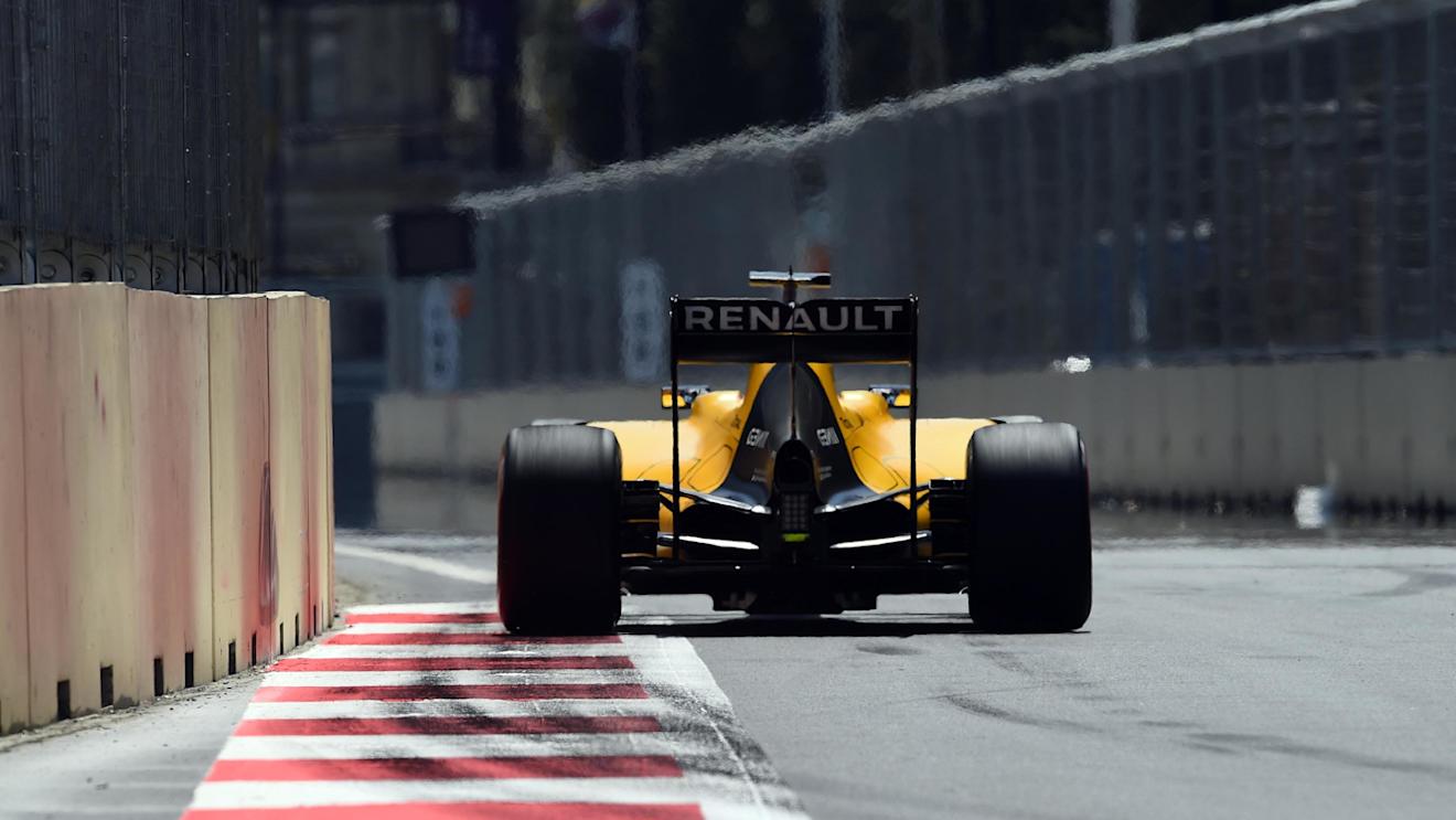 Jolyon Palmer (GBR) Renault Sport F1 Team RS16 at Formula One World Championship, Rd8, European Grand Prix, Qualifying, Baku City Circuit, Baku, Azerbaijan, Saturday 18 June 2016. © Sutton Images