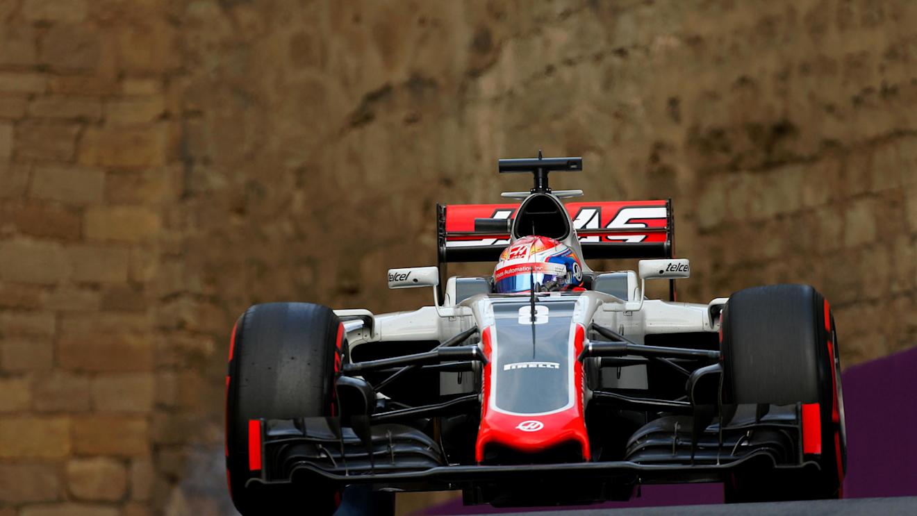 Romain Grosjean (FRA) Haas VF-16 at Formula One World Championship, Rd8, European Grand Prix, Qualifying, Baku City Circuit, Baku, Azerbaijan, Saturday 18 June 2016. © Sutton Images