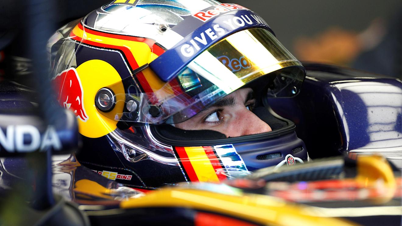 Carlos Sainz jr (ESP) Scuderia Toro Rosso STR11 at Formula One World Championship, Rd8, European Grand Prix, Qualifying, Baku City Circuit, Baku, Azerbaijan, Saturday 18 June 2016. © Sutton Images
