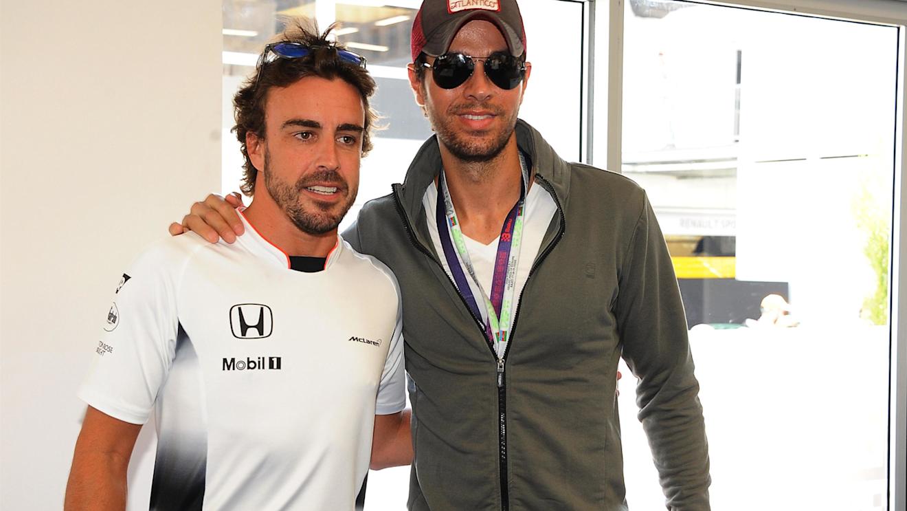 Fernando Alonso (ESP) McLaren Enrique Iglesias (ESP) at Formula One World Championship, Rd8, European Grand Prix, Race, Baku City Circuit, Baku, Azerbaijan, Sunday 19 June 2016. © Sutton Images