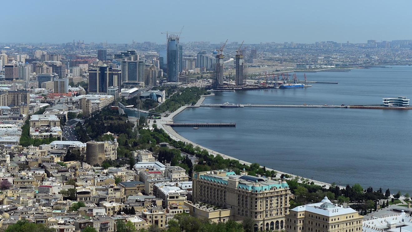 Scenic view at Baku City Visit, Baku, Azerbaijan, 28-29 April 2016. © Sutton Motorsport Images