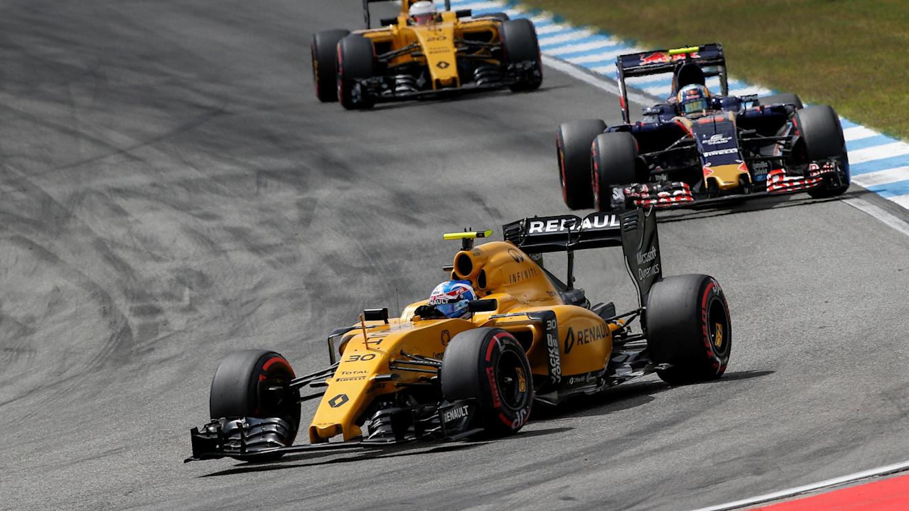 Jolyon Palmer (GBR) Renault Sport F1 Team RS16 at Formula One World Championship, Rd12, German Grand Prix, Race, Hockenheim, Germany, Sunday 31 July 2016. © Sutton Images