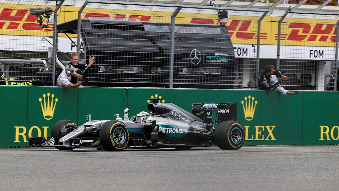 Race winner Lewis Hamilton (GBR) Mercedes-Benz F1 W07 Hybrid crosses the line at Formula One World Championship, Rd12, German Grand Prix, Race, Hockenheim, Germany, Sunday 31 July 2016. © Sutton Images