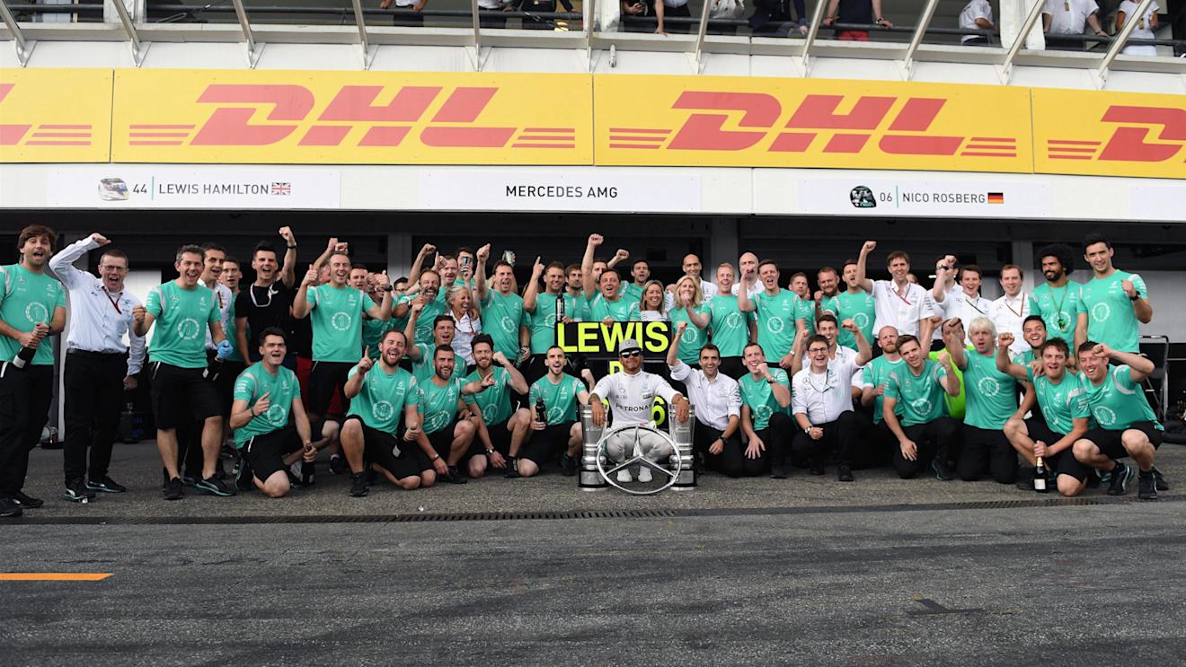 Race winner Lewis Hamilton (GBR) Mercedes AMG F1 celebrates with the team at Formula One World Championship, Rd12, German Grand Prix, Race, Hockenheim, Germany, Sunday 31 July 2016. © Sutton Images