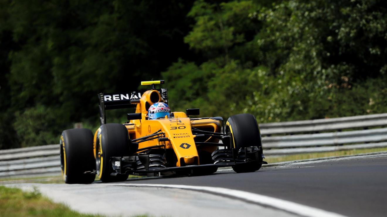 Jolyon Palmer (GBR) Renault Sport F1 Team RS16 at Formula One World Championship, Rd11, Practice, Hungaroring, Hungary, Friday 22 July 2016. © Sutton Images