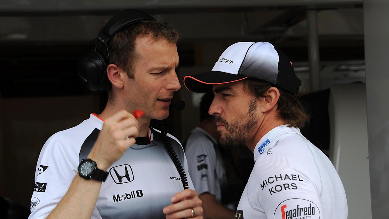 Fernando Alonso (ESP) McLarenwith Mark Temple (GBR) McLaren Race Engineer at Formula One World Championship, Rd11, Practice, Hungaroring, Hungary, Friday 22 July 2016. © Sutton Images
