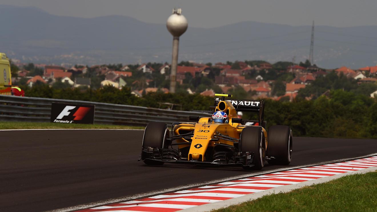 Jolyon Palmer (GBR) Renault Sport F1 Team RS16 at Formula One World Championship, Rd11, Hungarian Grand Prix, Qualifying, Hungaroring, Hungary, Saturday 23 July 2016. © Sutton Images