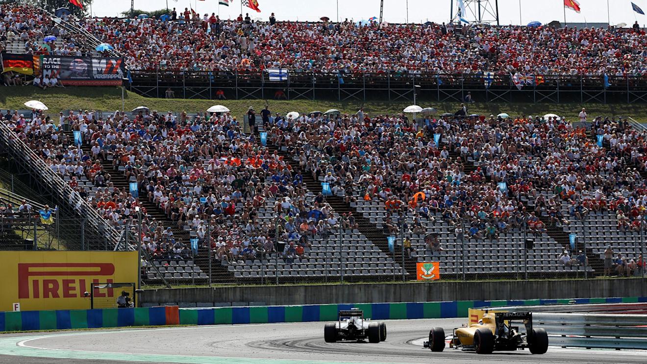 Kevin Magnussen (DEN) Renault Sport F1 Team RS16 at Formula One World Championship, Rd11, Hungarian Grand Prix, Race, Hungaroring, Hungary, Sunday 24 July 2016. © Sutton Images