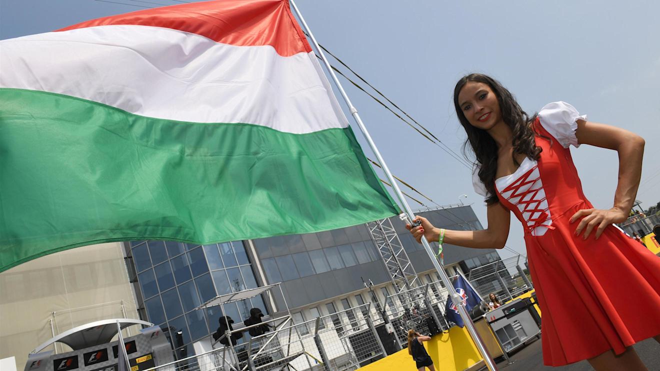 Grid girl at Formula One World Championship, Rd11, Hungarian Grand Prix, Race, Hungaroring, Hungary, Sunday 24 July 2016. © Sutton Images