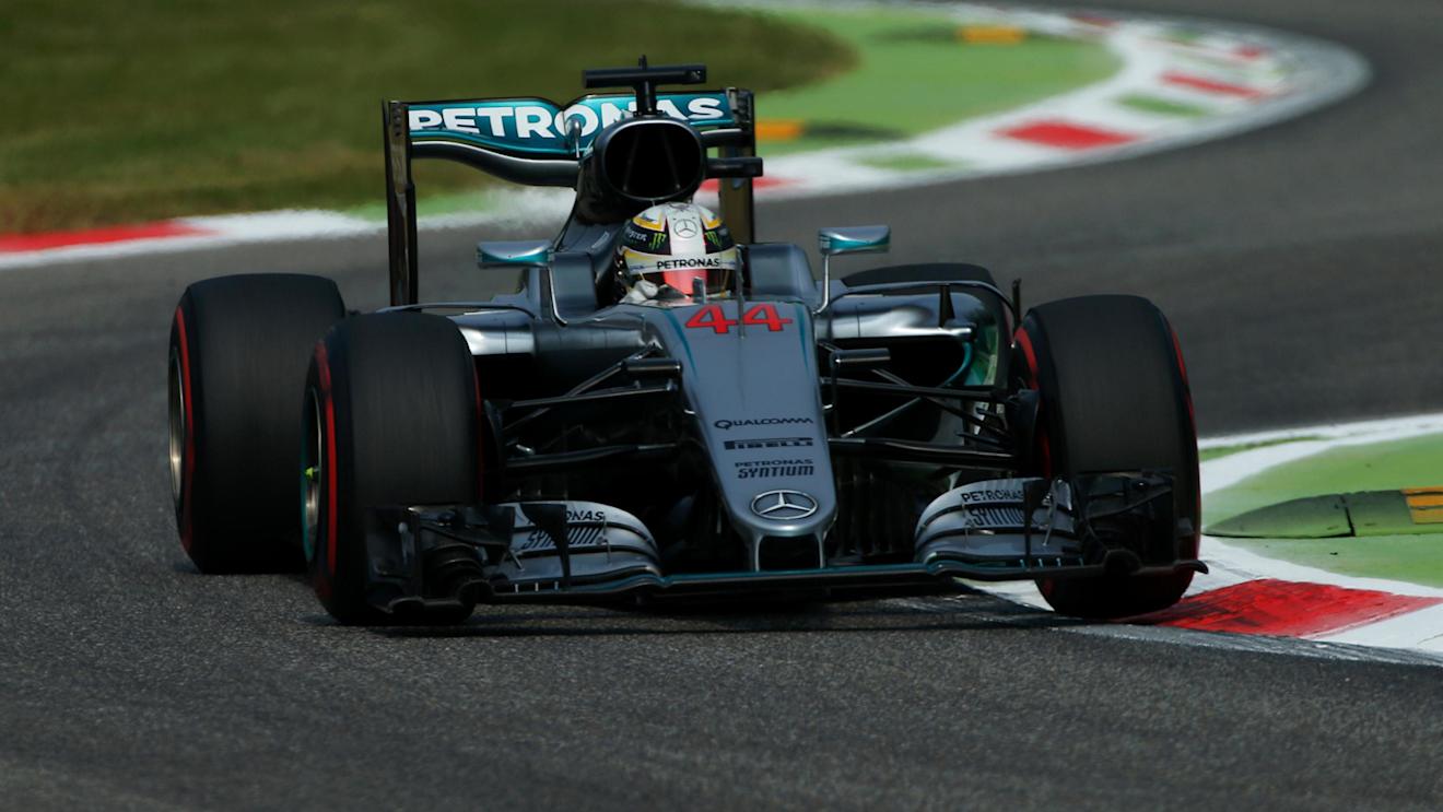 Lewis Hamilton (GBR) Mercedes-Benz F1 W07 Hybrid at Formula One World Championship, Rd14, Italian Grand Prix, Practice, Monza, Italy, Friday 2 September 2016. © Sutton Images