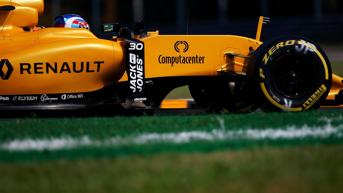 Jolyon Palmer (GBR) Renault Sport F1 Team RS16 at Formula One World Championship, Rd14, Italian Grand Prix, Practice, Monza, Italy, Friday 2 September 2016. © Sutton Images