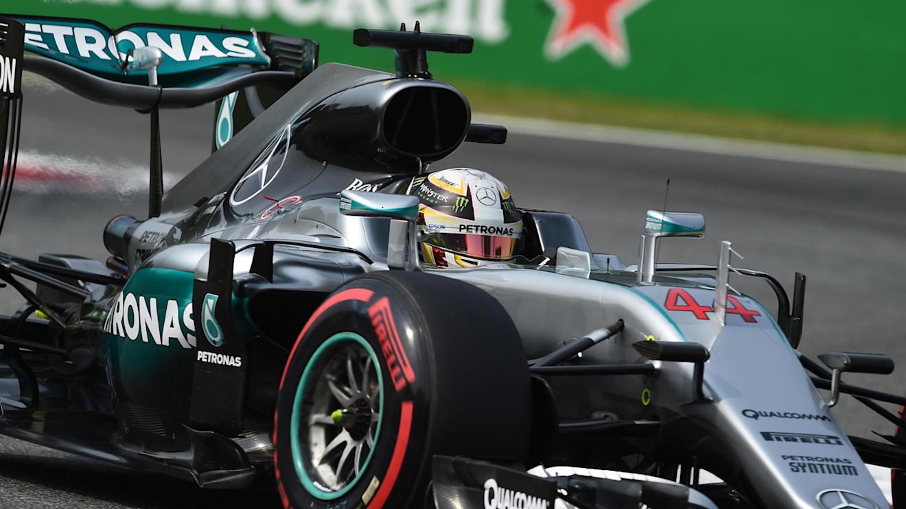 Lewis Hamilton (GBR) Mercedes-Benz F1 W07 Hybrid at Formula One World Championship, Rd14, Italian Grand Prix, Qualifying, Monza, Italy, Saturday 3 September 2016. © Sutton Images