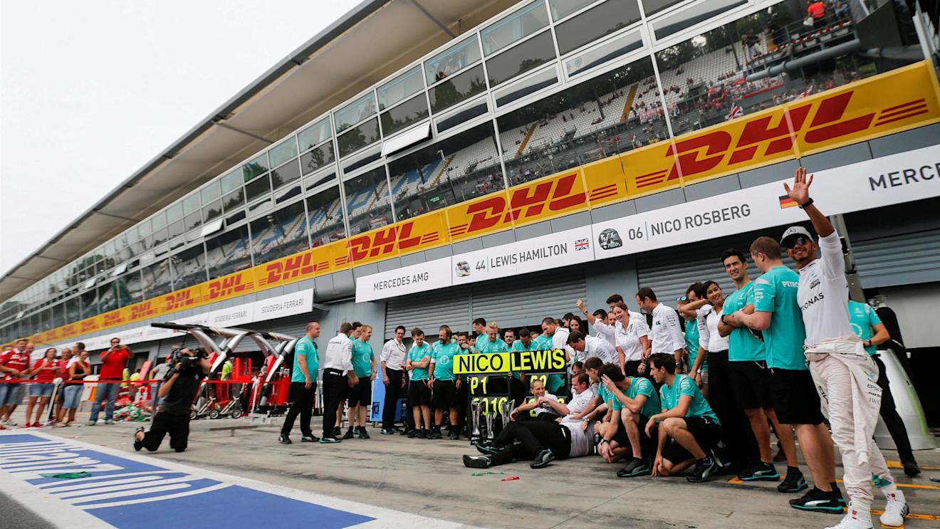 Lewis Hamilton (GBR) Mercedes AMG F1 celebrates with the team at Formula One World Championship, Rd14, Italian Grand Prix, Race, Monza, Italy, Sunday 4 September 2016. © Sutton Images