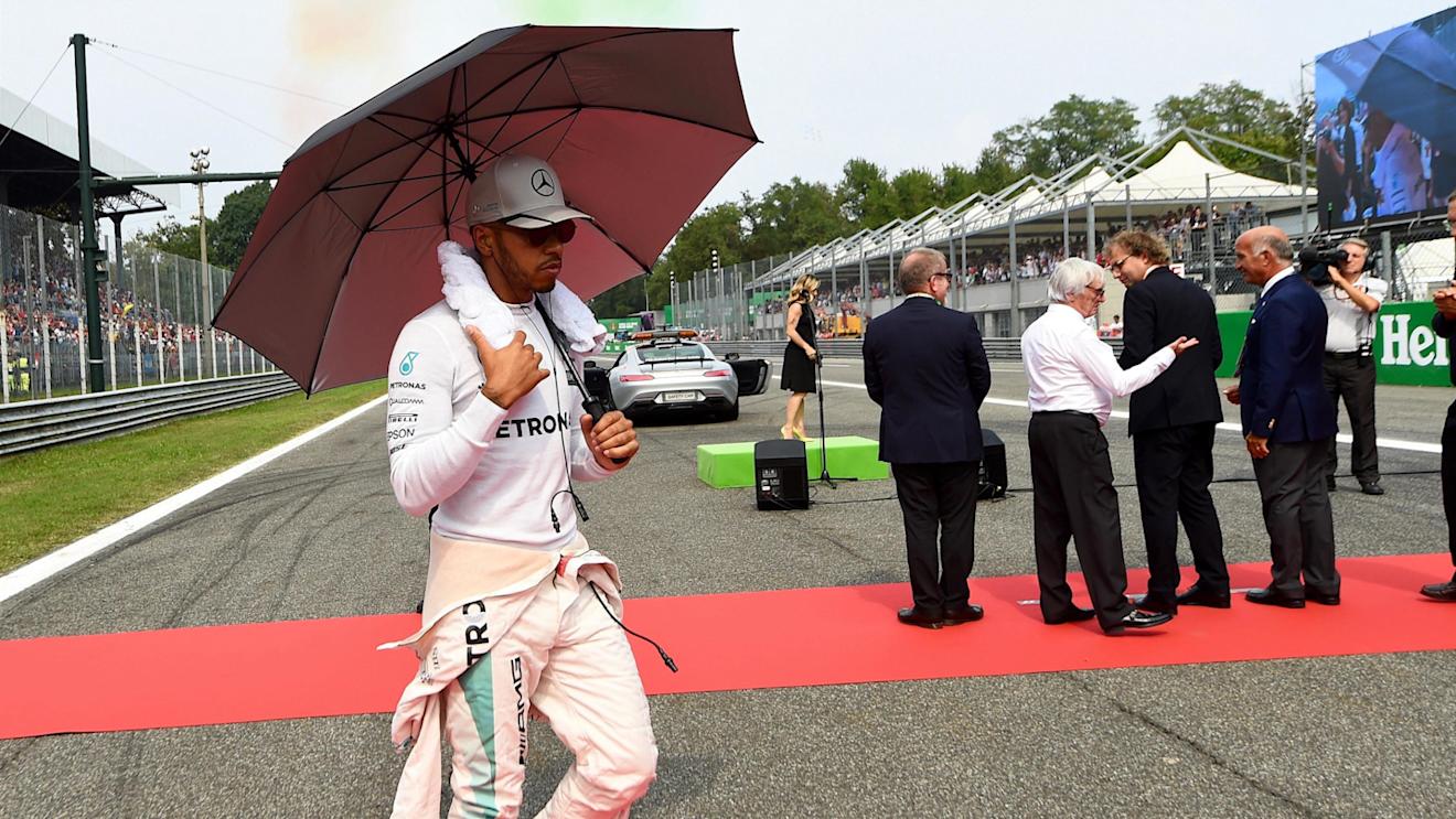 Lewis Hamilton (GBR) Mercedes AMG F1 on the grid at Formula One World Championship, Rd14, Italian Grand Prix, Race, Monza, Italy, Sunday 4 September 2016. © Sutton Images