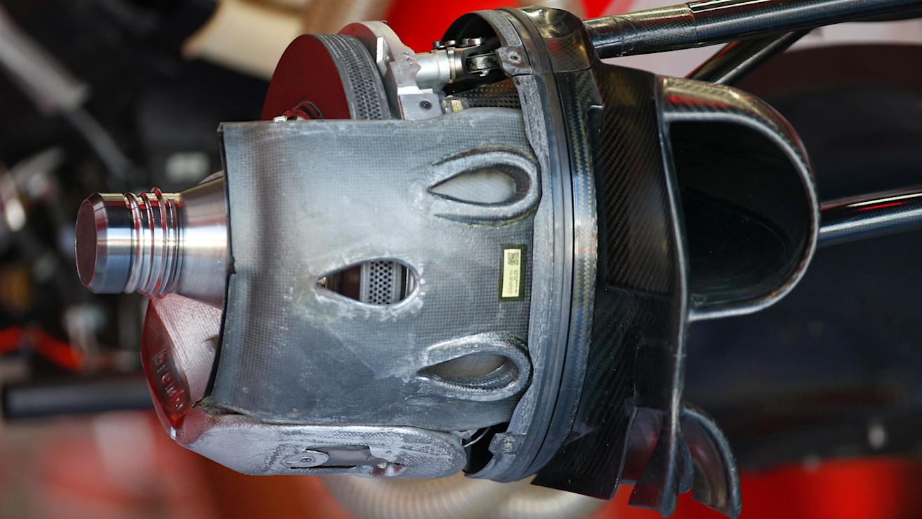 Ferrari SF16-H front wheel hub detail at Formula One World Championship, Rd14, Italian Grand Prix, Preparations, Monza, Italy, Thursday 1 September 2016. © Sutton Images