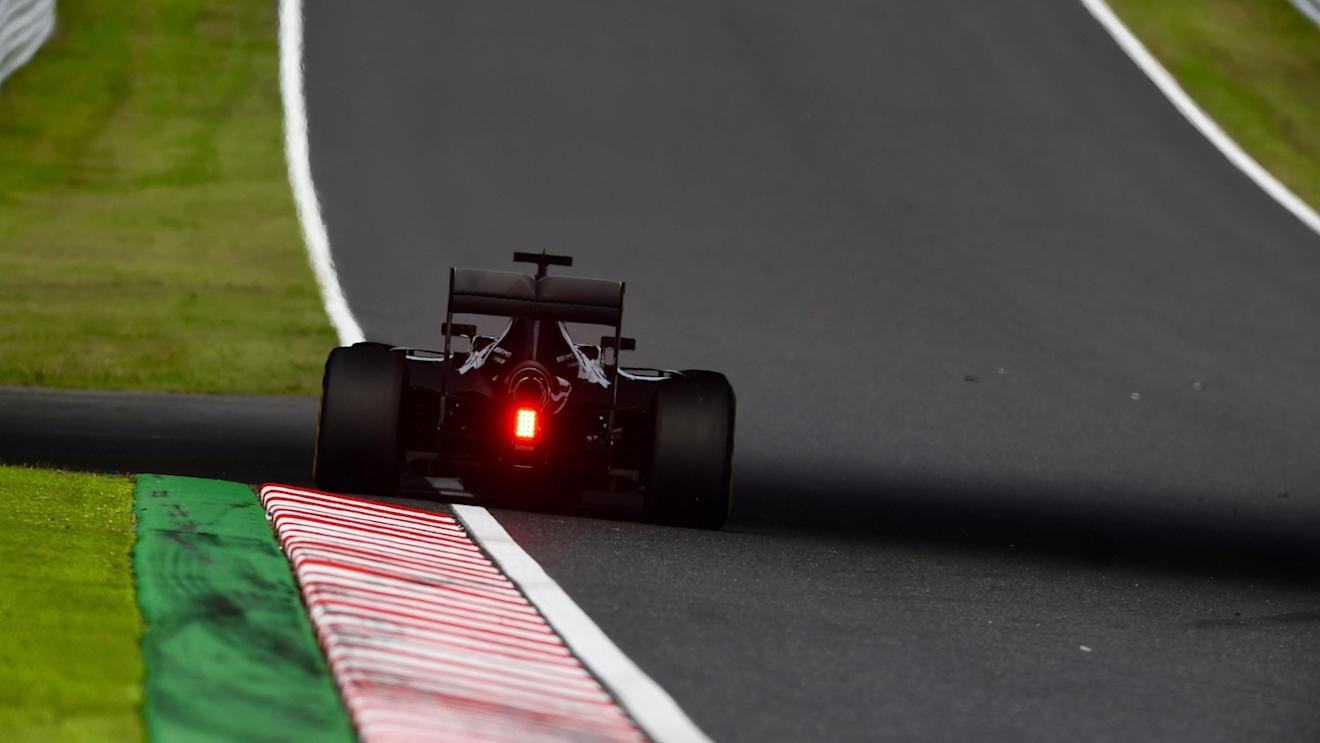 Nico Rosberg (GER) Mercedes-Benz F1 W07 Hybrid at Formula One World Championship, Rd17, Japanese Grand Prix, Practice, Suzuka, Japan, Friday 7 October 2016. © Sutton Images