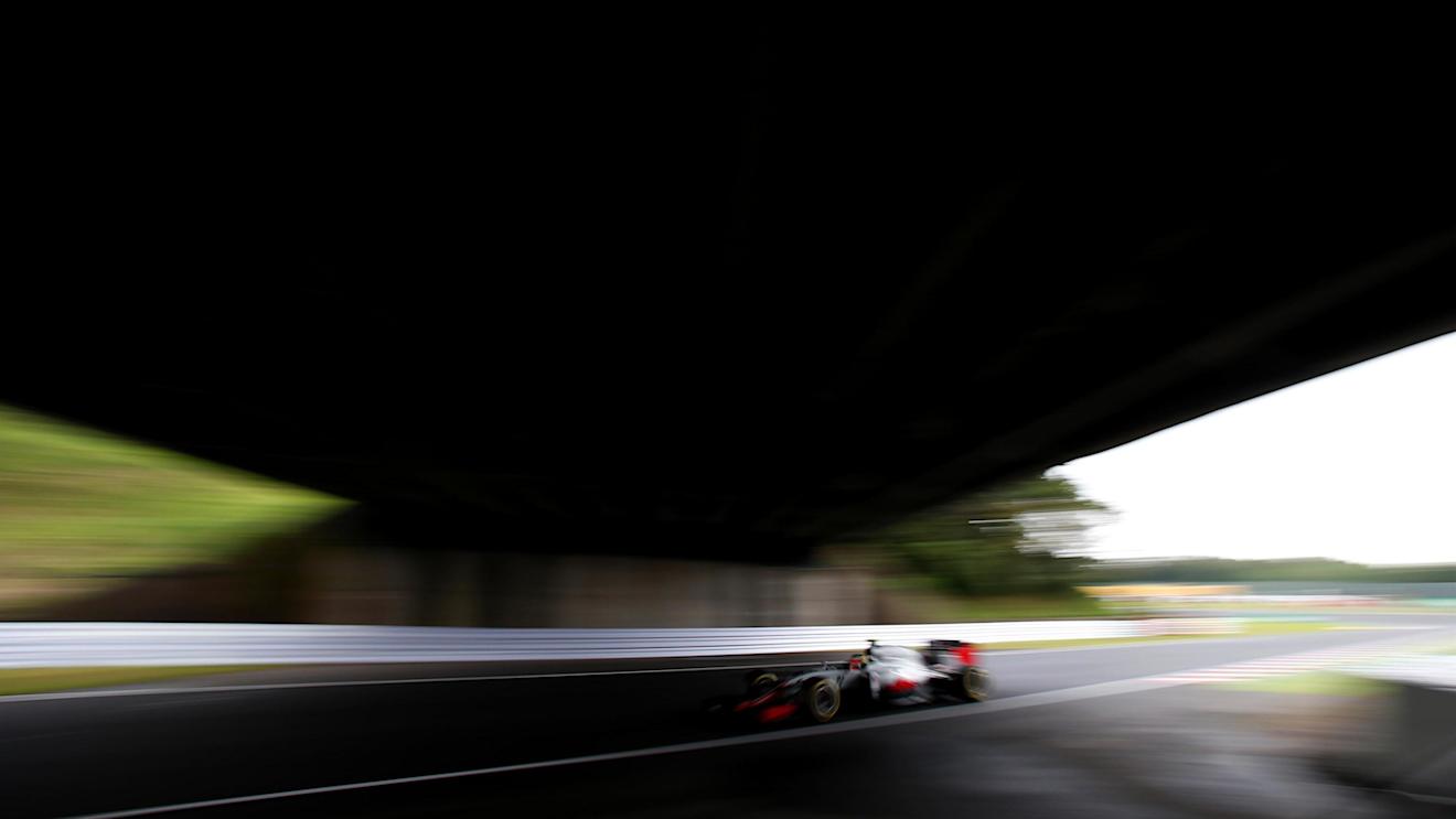 Esteban Gutierrez (MEX) Haas VF-16 at Formula One World Championship, Rd17, Japanese Grand Prix, Qualifying, Suzuka, Japan, Saturday 8 October 2016. © Sutton Images