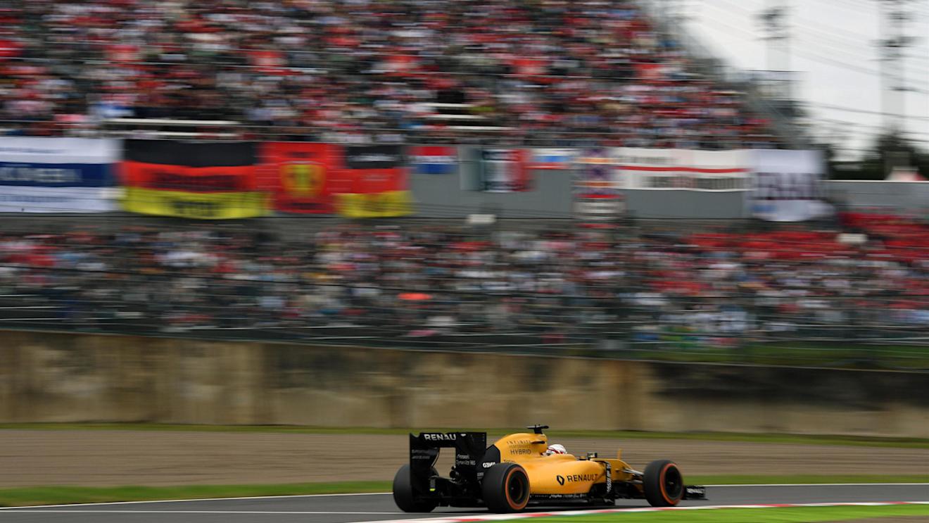 Kevin Magnussen (DEN) Renault Sport F1 Team RS16 at Formula One World Championship, Rd17, Japanese Grand Prix, Race, Suzuka, Japan, Sunday 9 October 2016. © Sutton Images