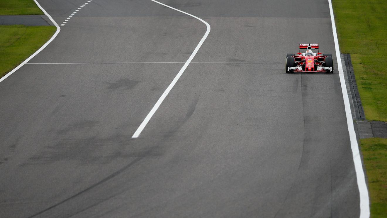 Sebastian Vettel (GER) Ferrari SF16-H at Formula One World Championship, Rd17, Japanese Grand Prix, Race, Suzuka, Japan, Sunday 9 October 2016. © Sutton Images