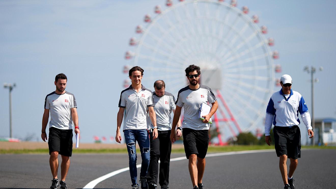 Esteban Gutierrez (MEX) Haas F1 walks the track at Formula One World Championship, Rd17, Japanese Grand Prix, Preparations, Suzuka, Japan, Thursday 6 October 2016. © Sutton Images