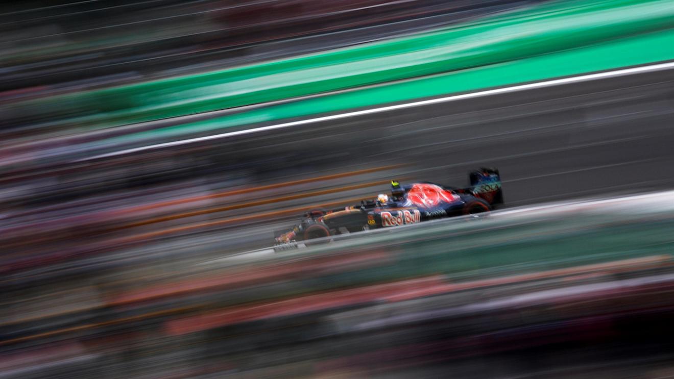 Carlos Sainz jr (ESP) Scuderia Toro Rosso STR11 at Formula One World Championship, Rd19, Mexican Grand Prix, Practice, Circuit Hermanos Rodriguez, Mexico City, Mexico, Friday 28 October 2016. © Sutton Images