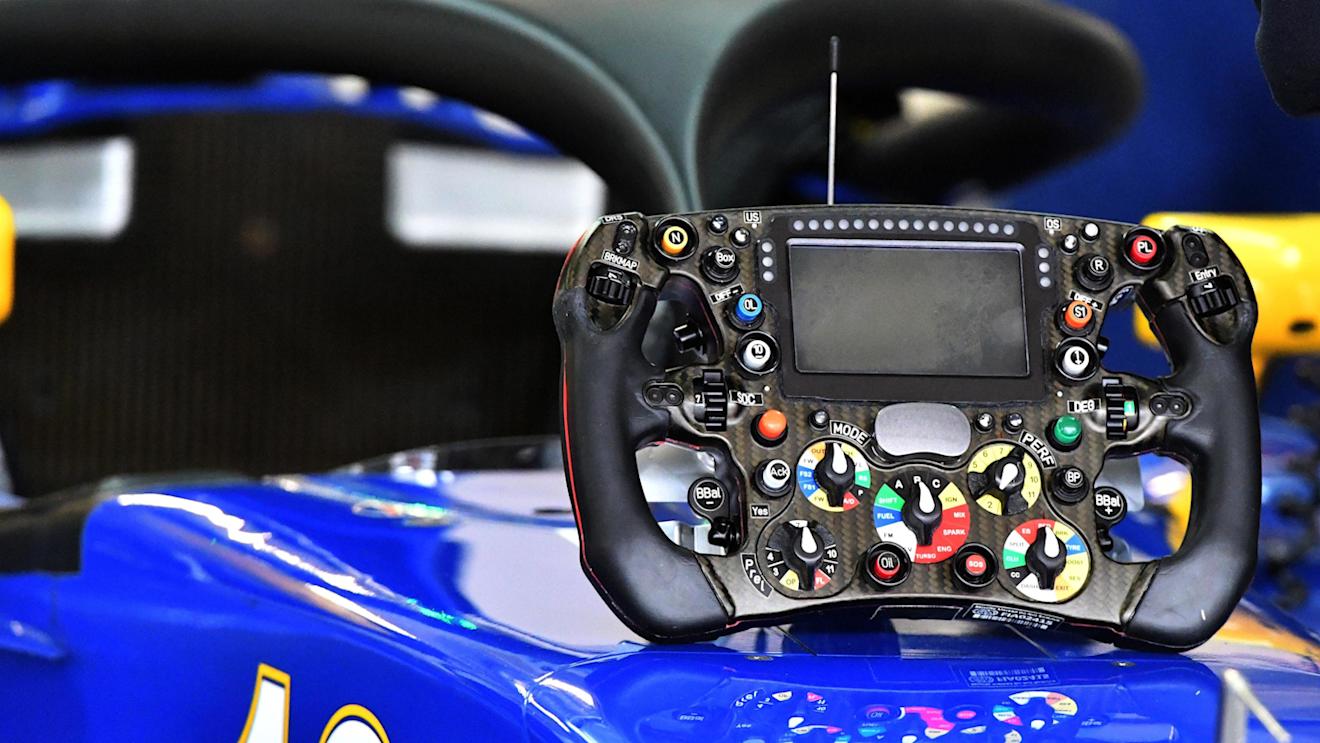 Sauber C35 steering wheel at Formula One World Championship, Rd19, Mexican Grand Prix, Practice, Circuit Hermanos Rodriguez, Mexico City, Mexico, Friday 28 October 2016. © Sutton Images